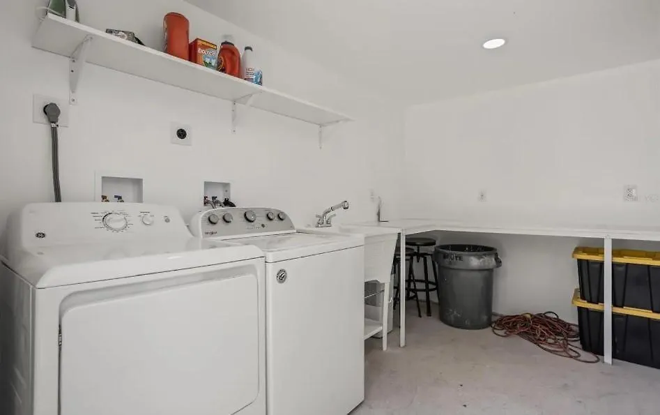 8820 Rocky Creek Drive, Unit B Apartment Tampa